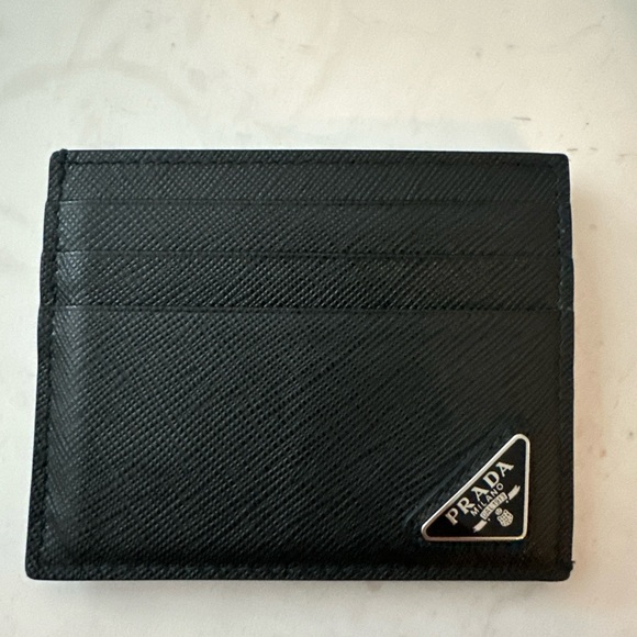 Prada Wallet with Certificate of Authenticity - Picture 2 of 6